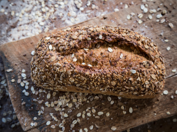 Loulis Mills_Healthy Snacking: Πολύσπορο ψωμί για όσους δεν θυσιάζουν απόλαυση