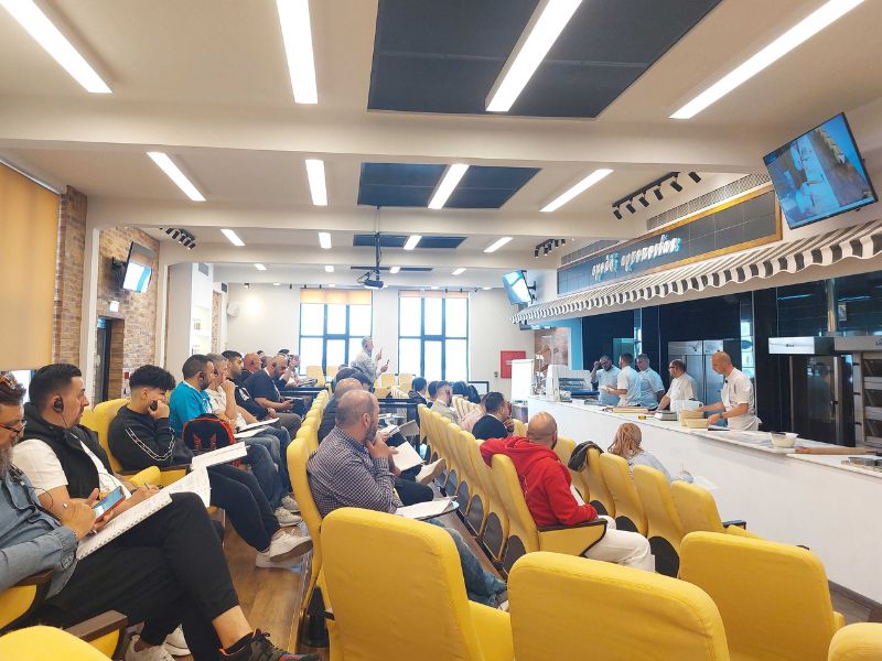 Loulis Mills_Masterclass στη Σχολή Αρτοποιίας από τον Γάλλο Σεφ Stéphane Ollivier