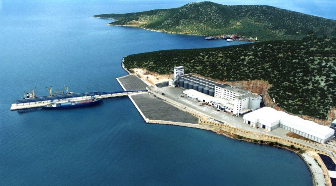 Loulis Mills_
