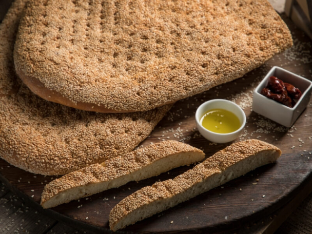 Loulis Mills_Λαγάνα: Flatbread αλά ελληνικά