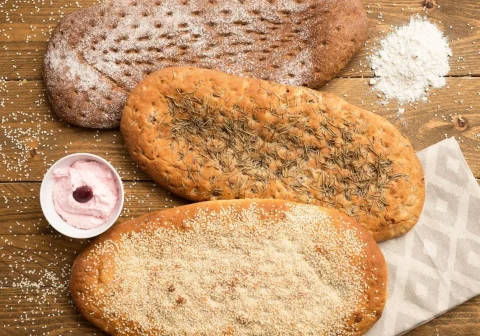Λαγάνες με Ζυμωτό και Διαλεχτό